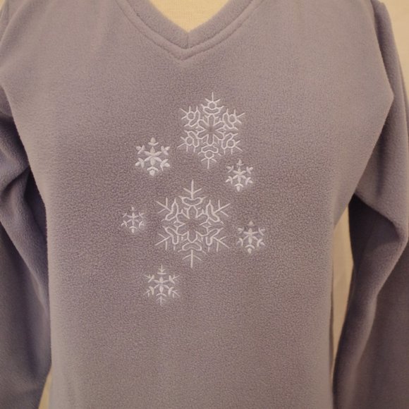 Simply Basic Grandma Polar Fleece Top w/Snowflake Embroidery- Sz. Sm - Picture 3 of 5
